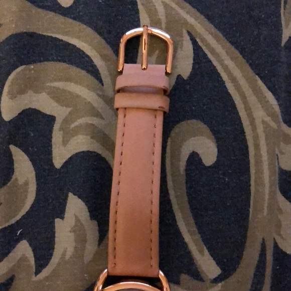 Watch - Picture 4 of 6